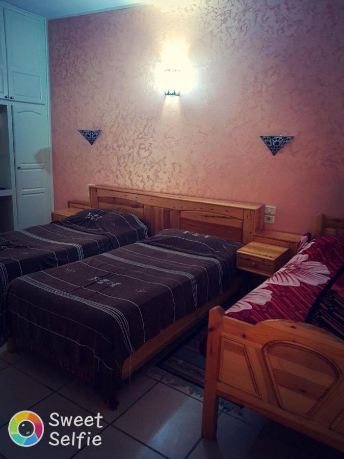 Residence Loued โทเซอร์ ภายนอก รูปภาพ