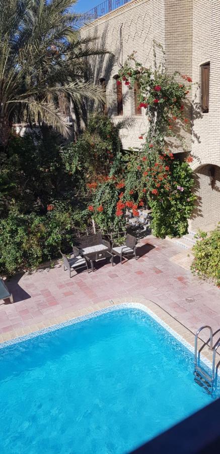 Residence Loued โทเซอร์ ภายนอก รูปภาพ